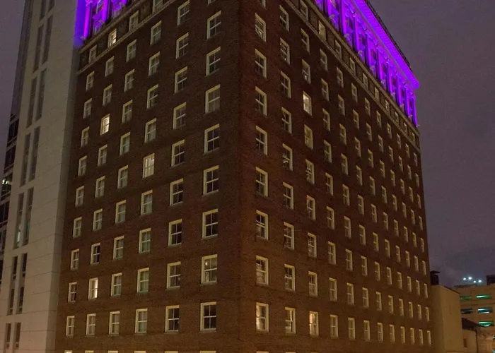 Magnolia Hotel St. Louis, A Tribute Portfolio Hotel
